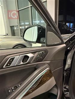 بی ئێم دەبڵیو X6